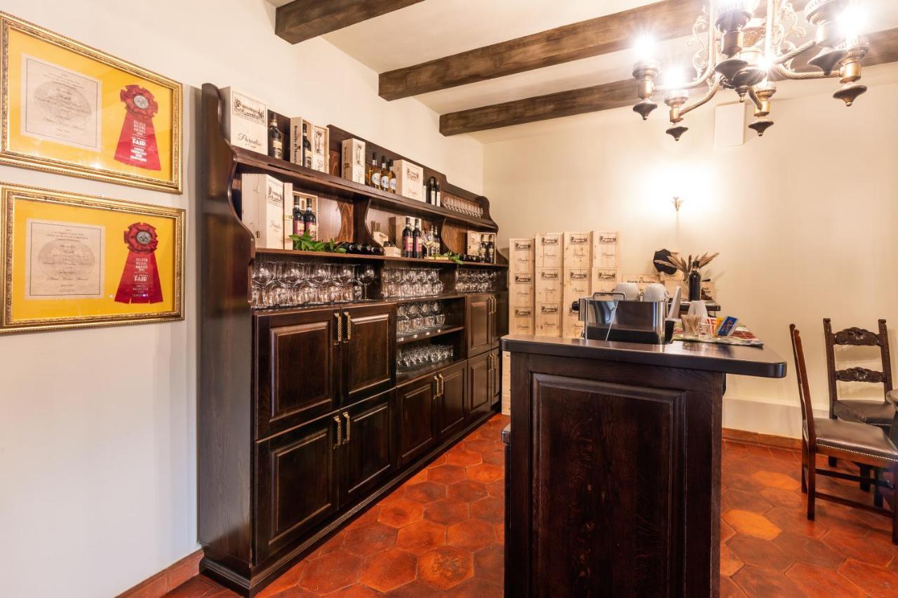 Wine Estate Rooms Paradiso Di Cacuci Montalcino Exterior photo